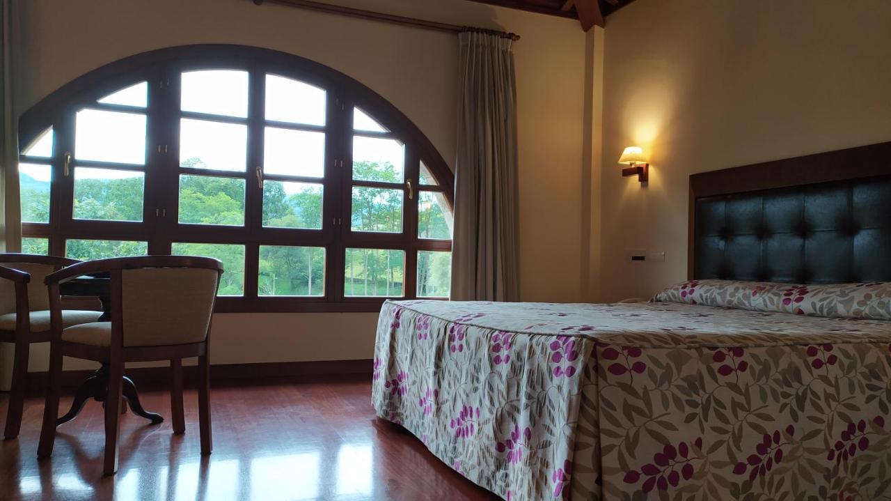 Hotel Valle Las Luinas Soto de Luiña Esterno foto