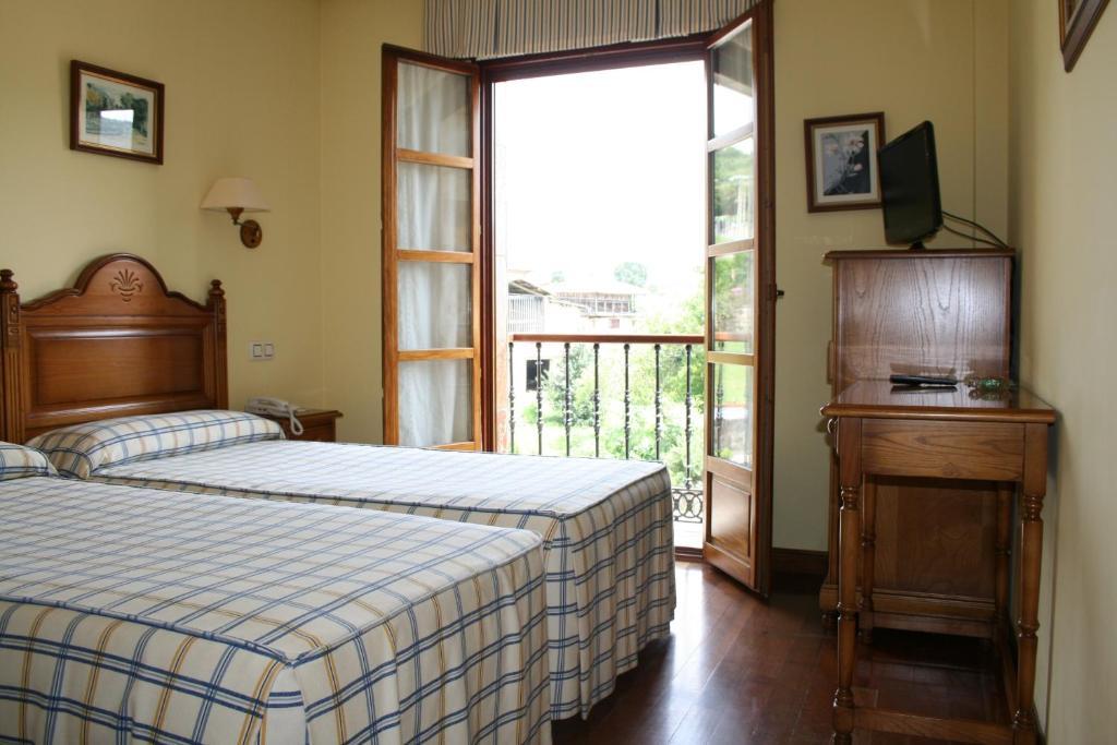 Hotel Valle Las Luinas Soto de Luiña Camera foto