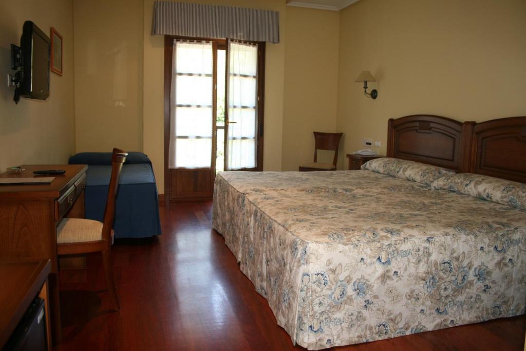 Hotel Valle Las Luinas Soto de Luiña Camera foto